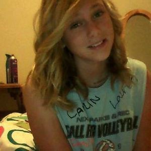 Meet your Posher, Caitlin